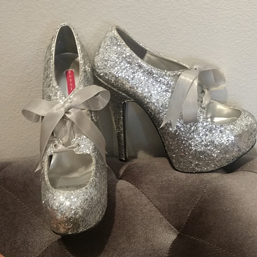 Bordello silver sparkle heels